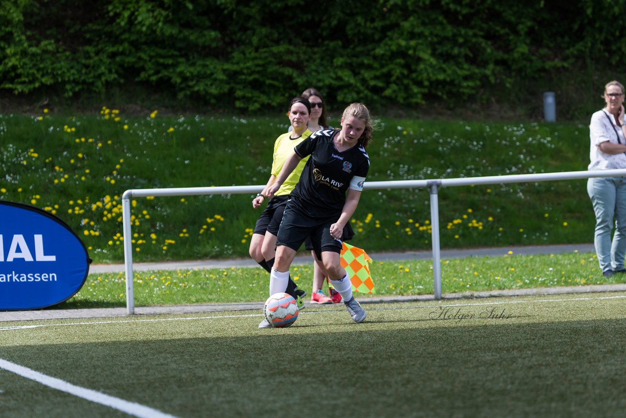 Bild 191 - B-Juniorinnen Pokalfinale SV Henstedt Ulzburg - SG Holstein Sued : 2:0